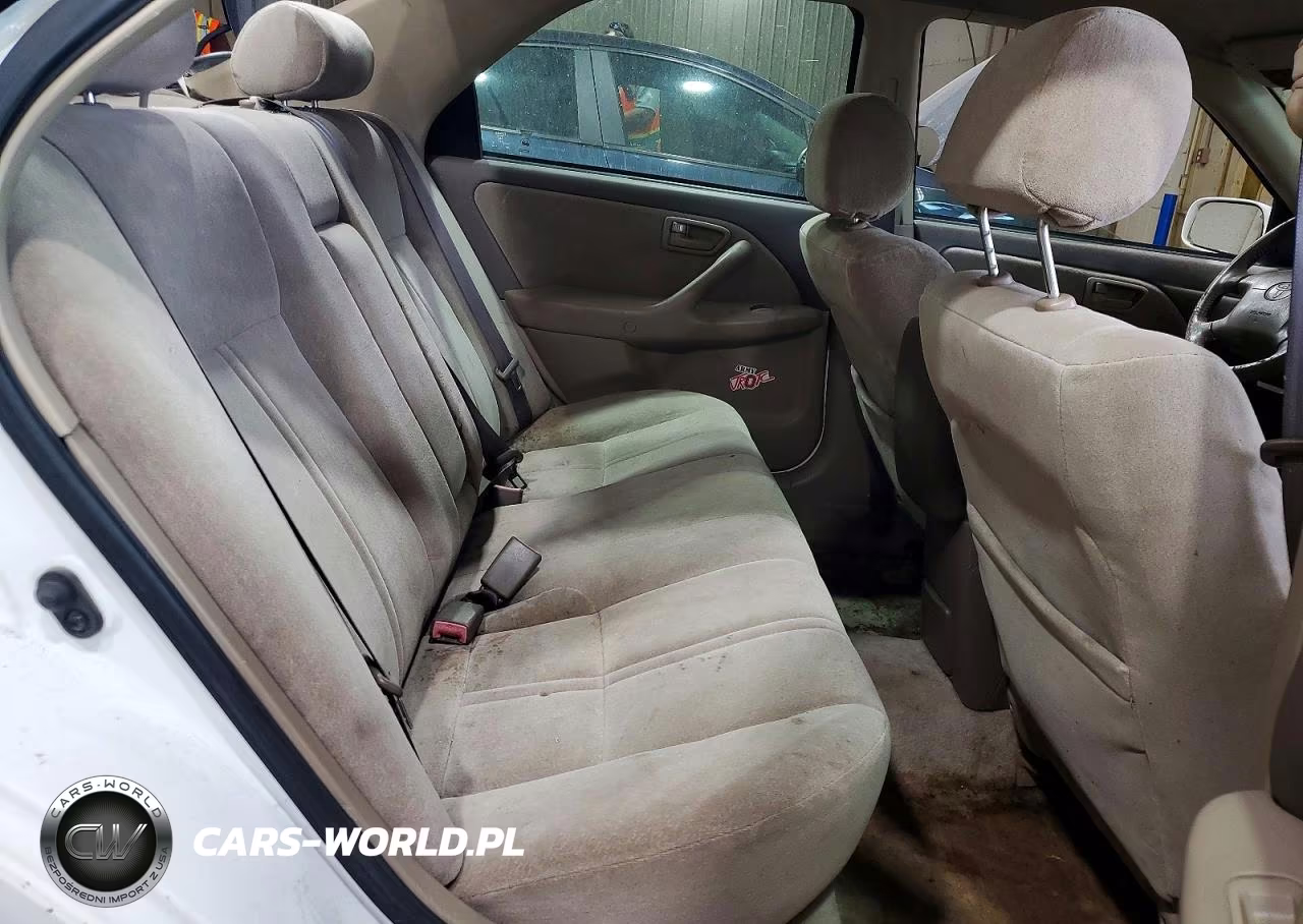 1998 Toyota Camry Xle VIN:4T1BG28K1WU349185 - 10