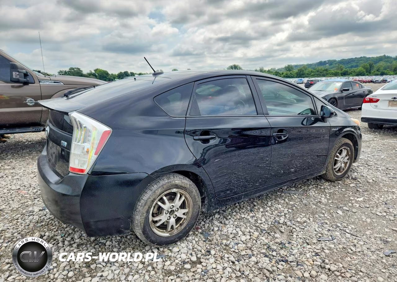 2010 Toyota Prius Iv VIN:JTDKN3DU8A0011239 - 3