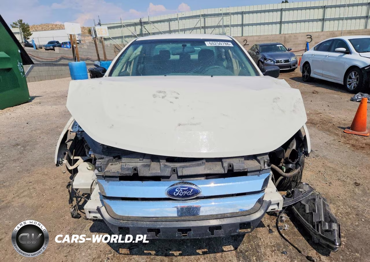 2012 Ford Fusion S VIN:3FAHP0GA6CR310239 - 5