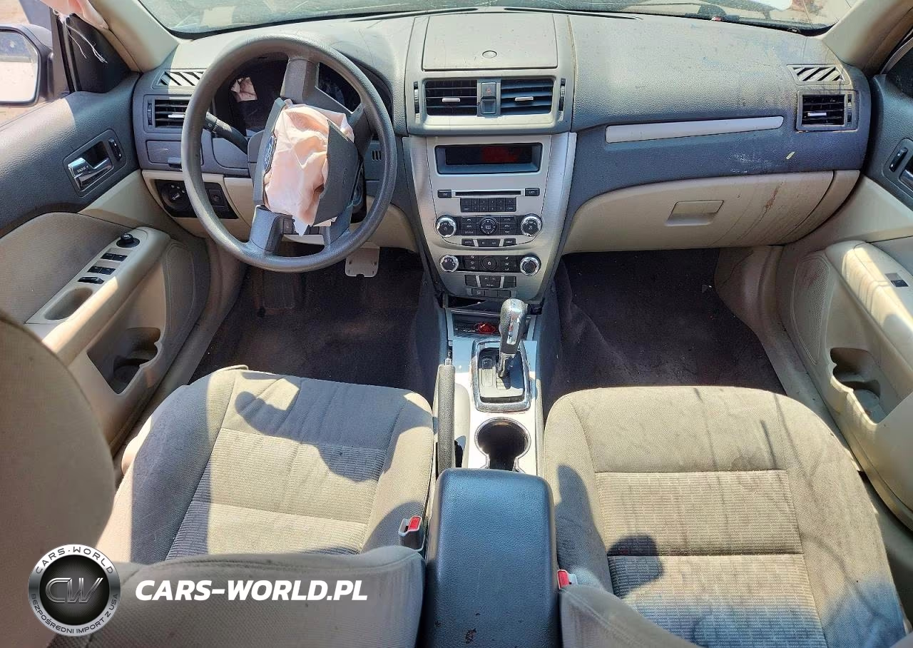2012 Ford Fusion S VIN:3FAHP0GA6CR310239 - 8