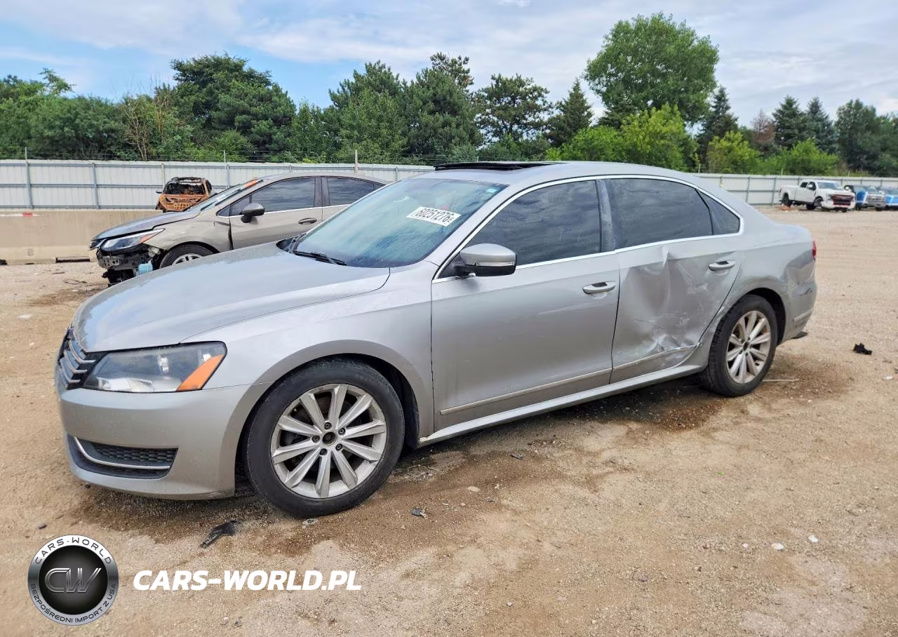 2013 Volkswagen Passat Sel – zdjęcie 1 z 12