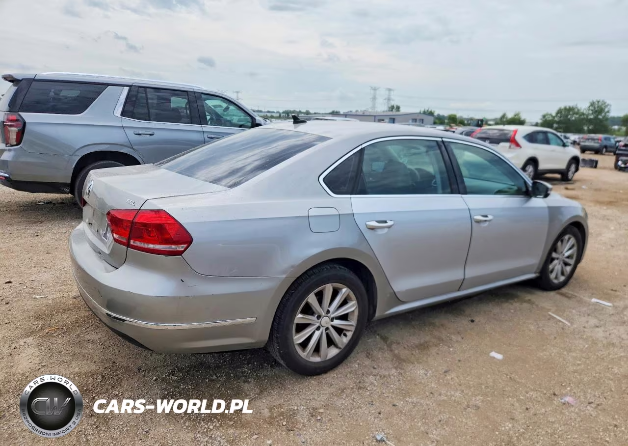 2013 Volkswagen Passat Sel VIN:1VWCP7A33DC020934 - 3