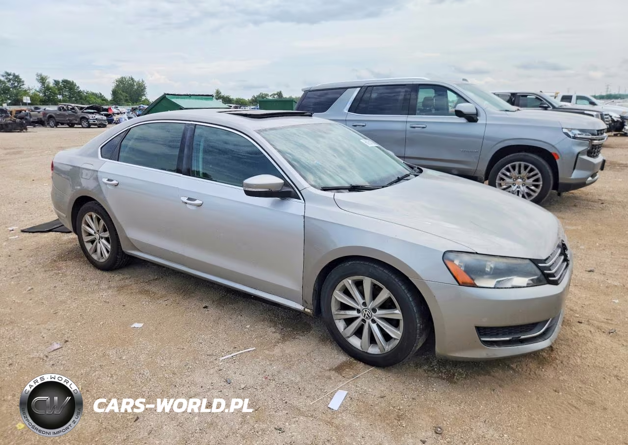 2013 Volkswagen Passat Sel VIN:1VWCP7A33DC020934 - 4