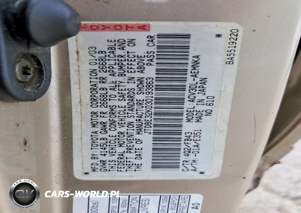 2003 Toyota Camry Le VIN:JTDBE32K030193863 - 12