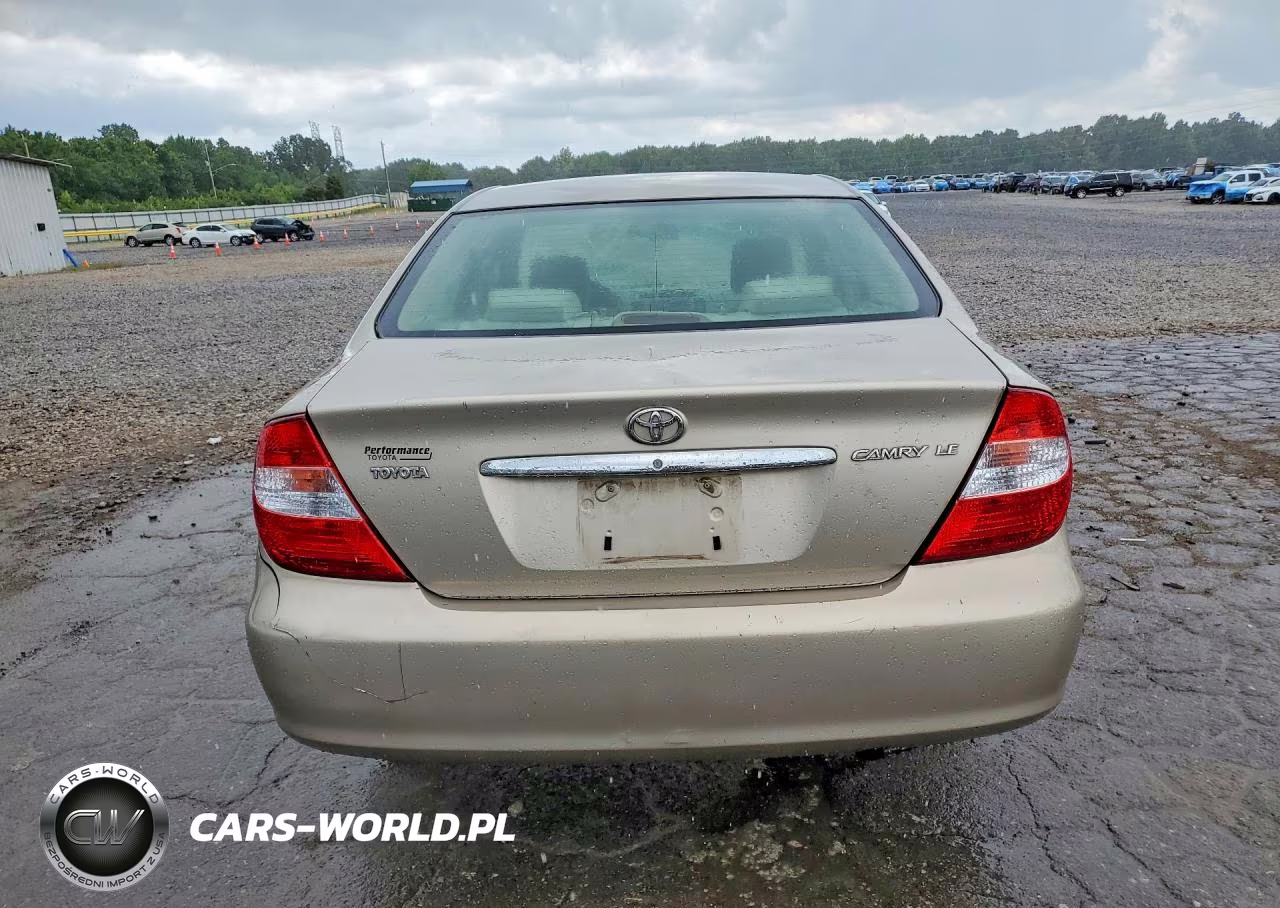 2003 Toyota Camry Le VIN:JTDBE32K030193863 - 6