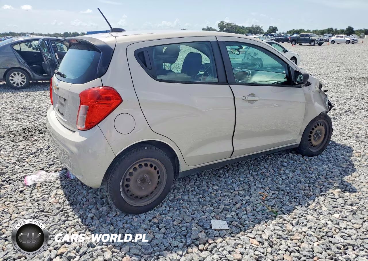 2019 Chevrolet Spark Ls VIN:KL8CB6SAXKC812531 - 3