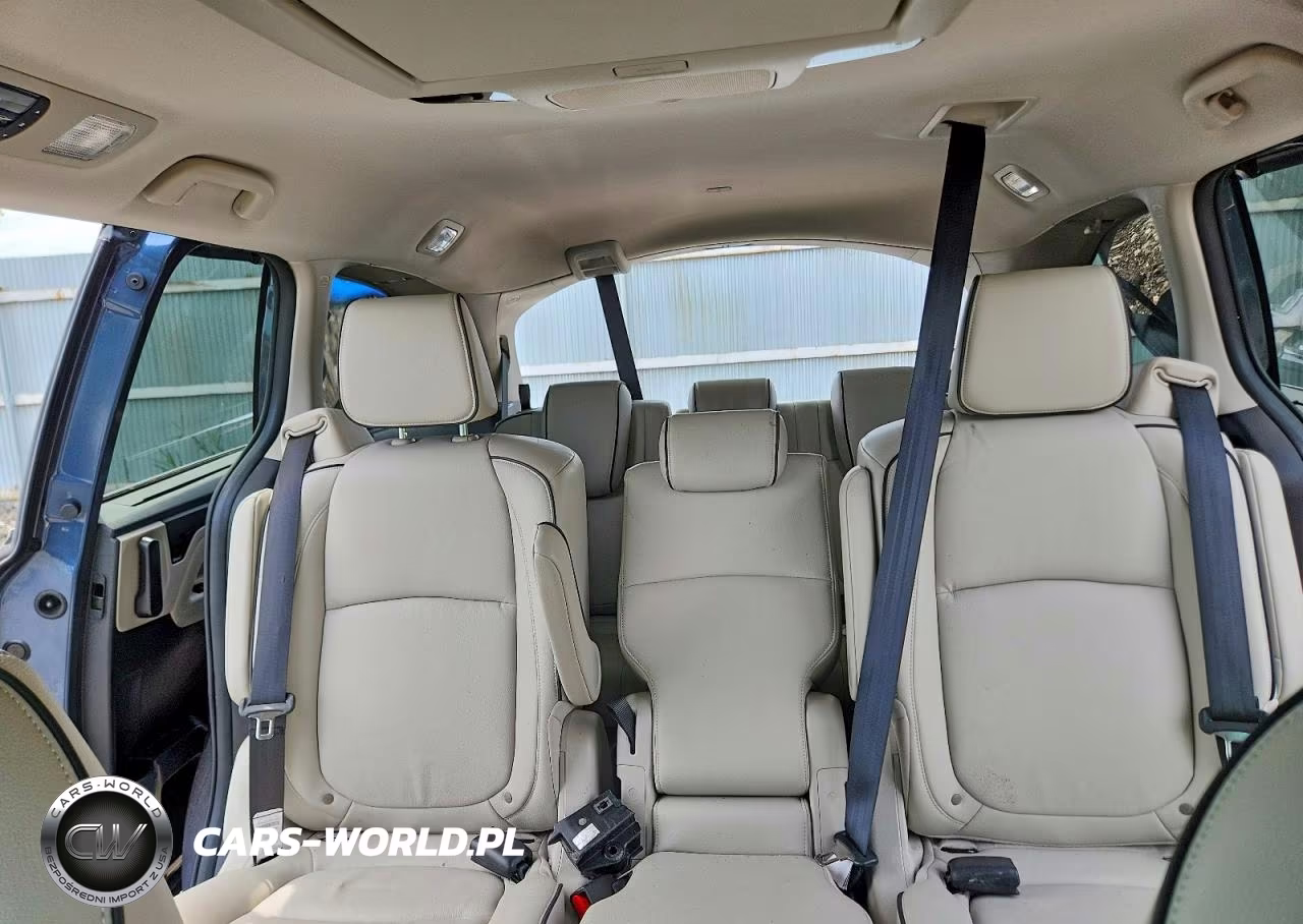 2026 Honda Odyssey Touring VIN:5FNRL6H86TB000179 - 10