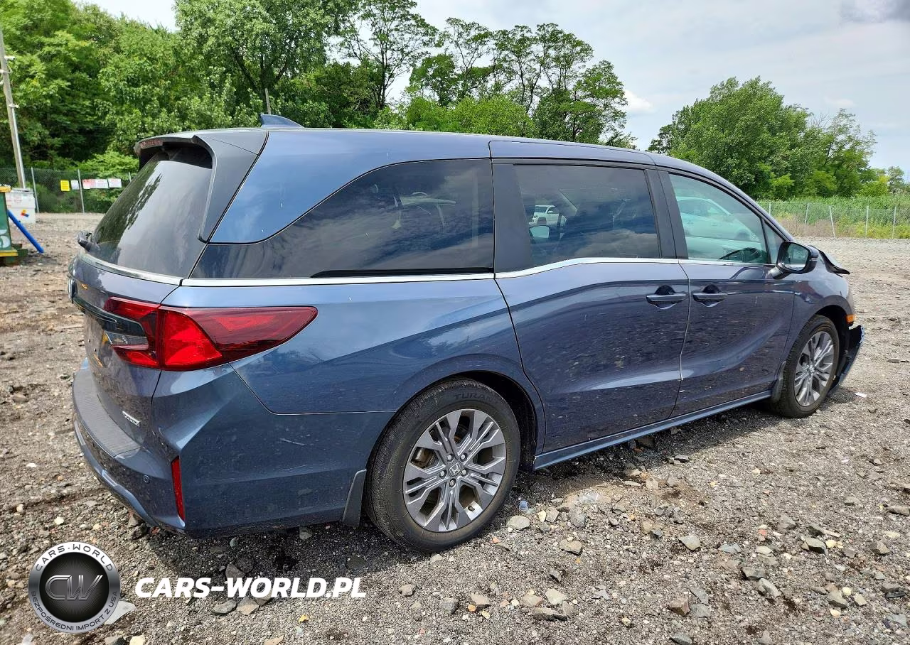 2026 Honda Odyssey Touring VIN:5FNRL6H86TB000179 - 3