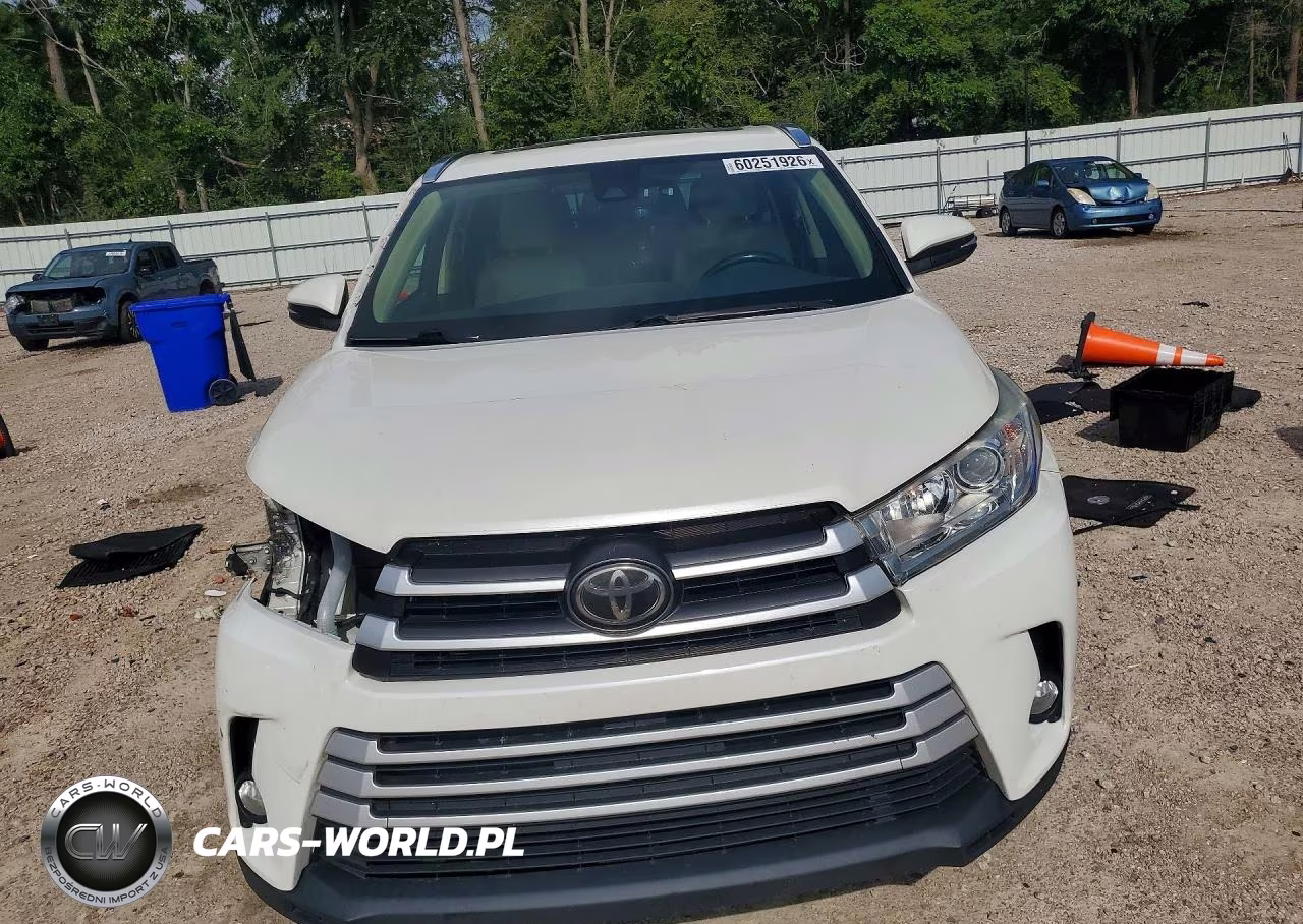 2017 Toyota Highlander Xle VIN:5TDKZRFH3HS510383 - 5
