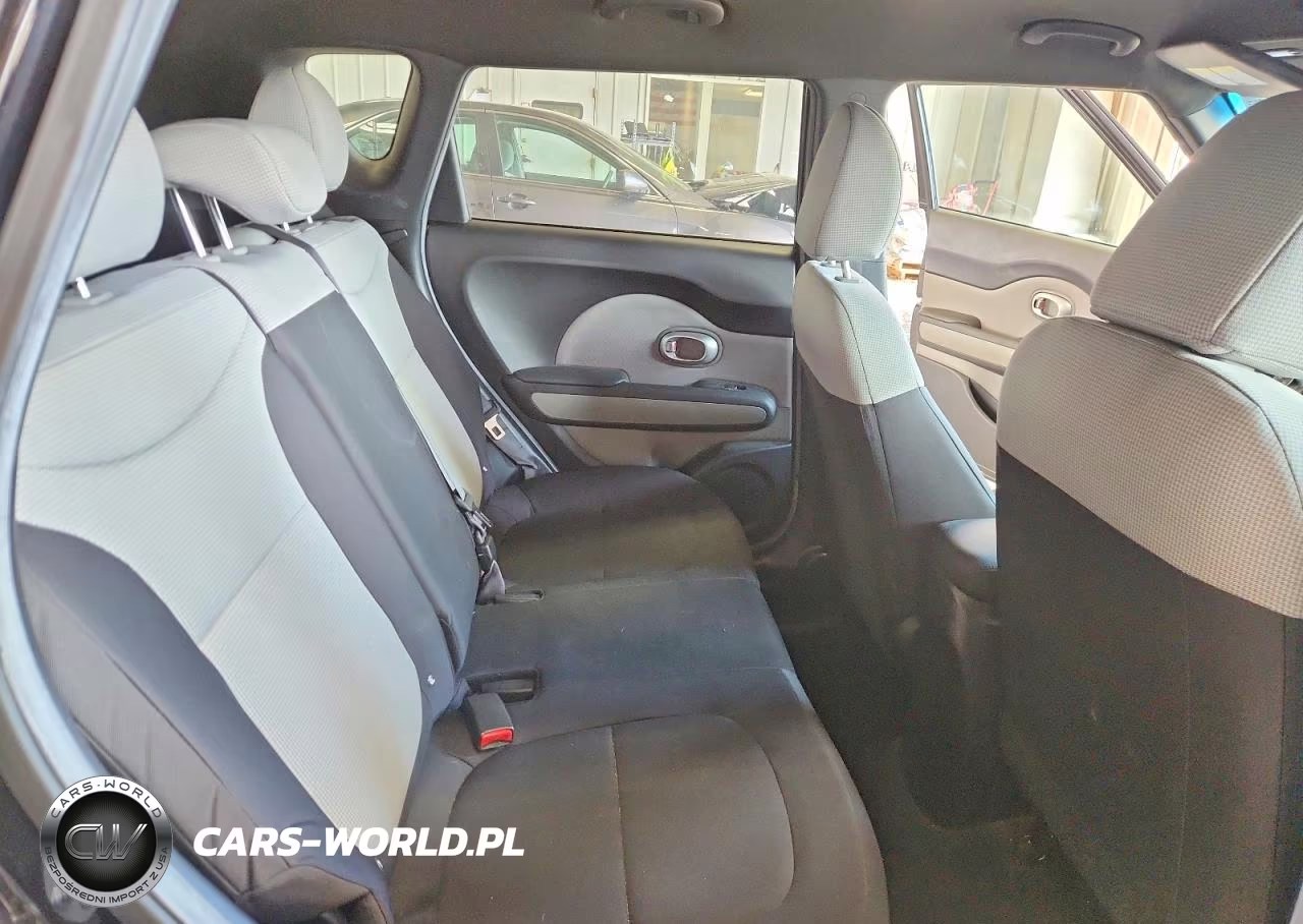 2015 Kia Soul Base VIN:KNDJN2A2XF7757974 - 11
