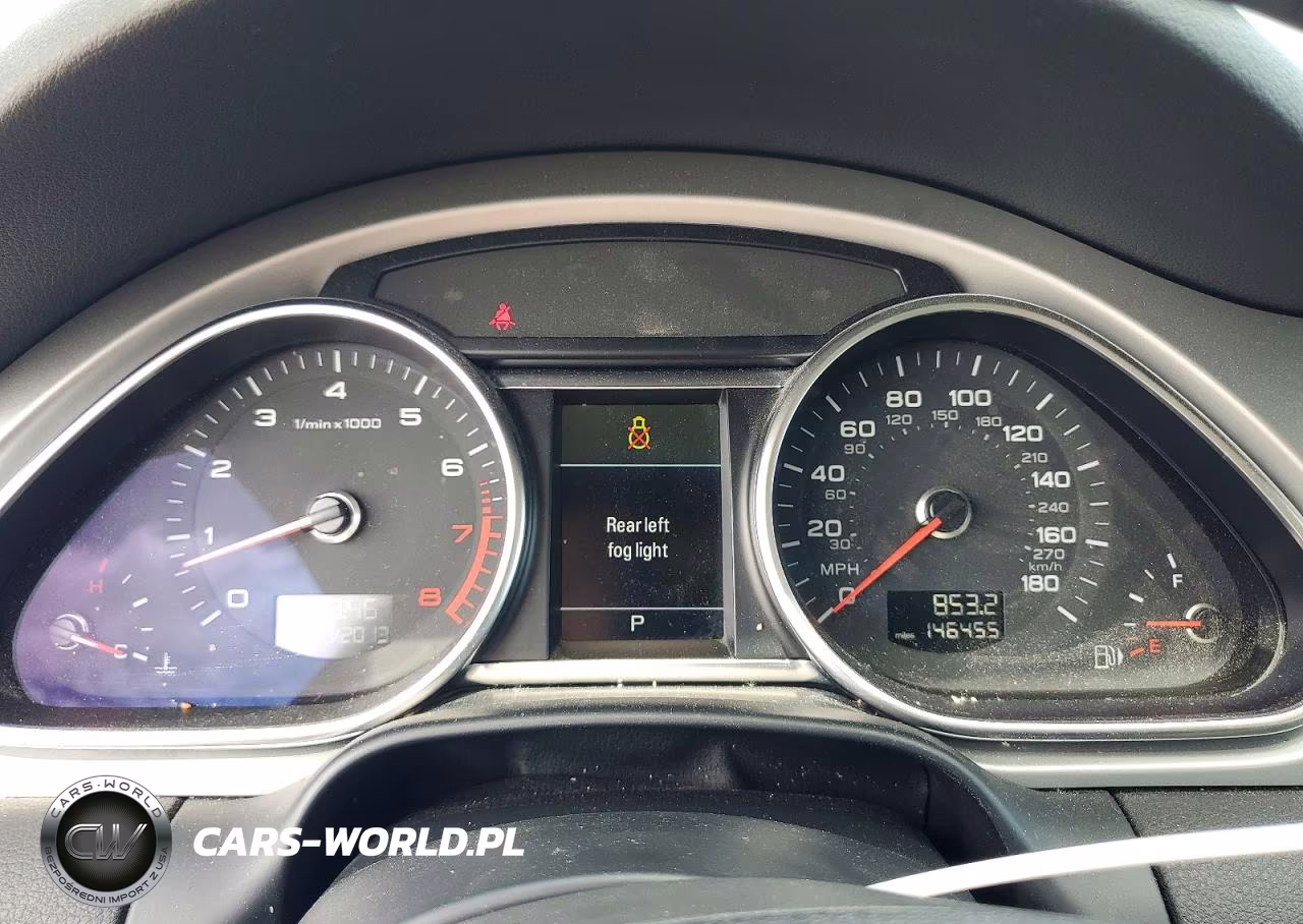2015 Audi Q7 Premium Plus VIN:WA1LGAFE0FD000917 - 9
