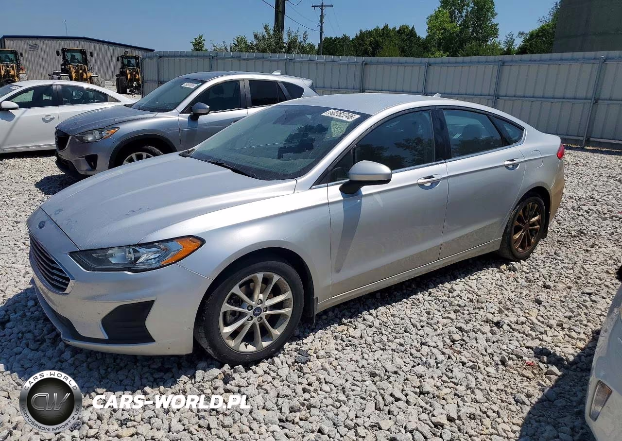 2019 Ford Fusion Se – zdjęcie 1 z 12