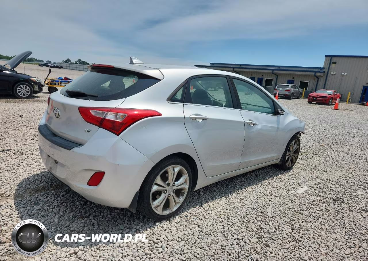 2013 Hyundai Elantra Gt Base VIN:KMHD35LE0DU080746 - 3