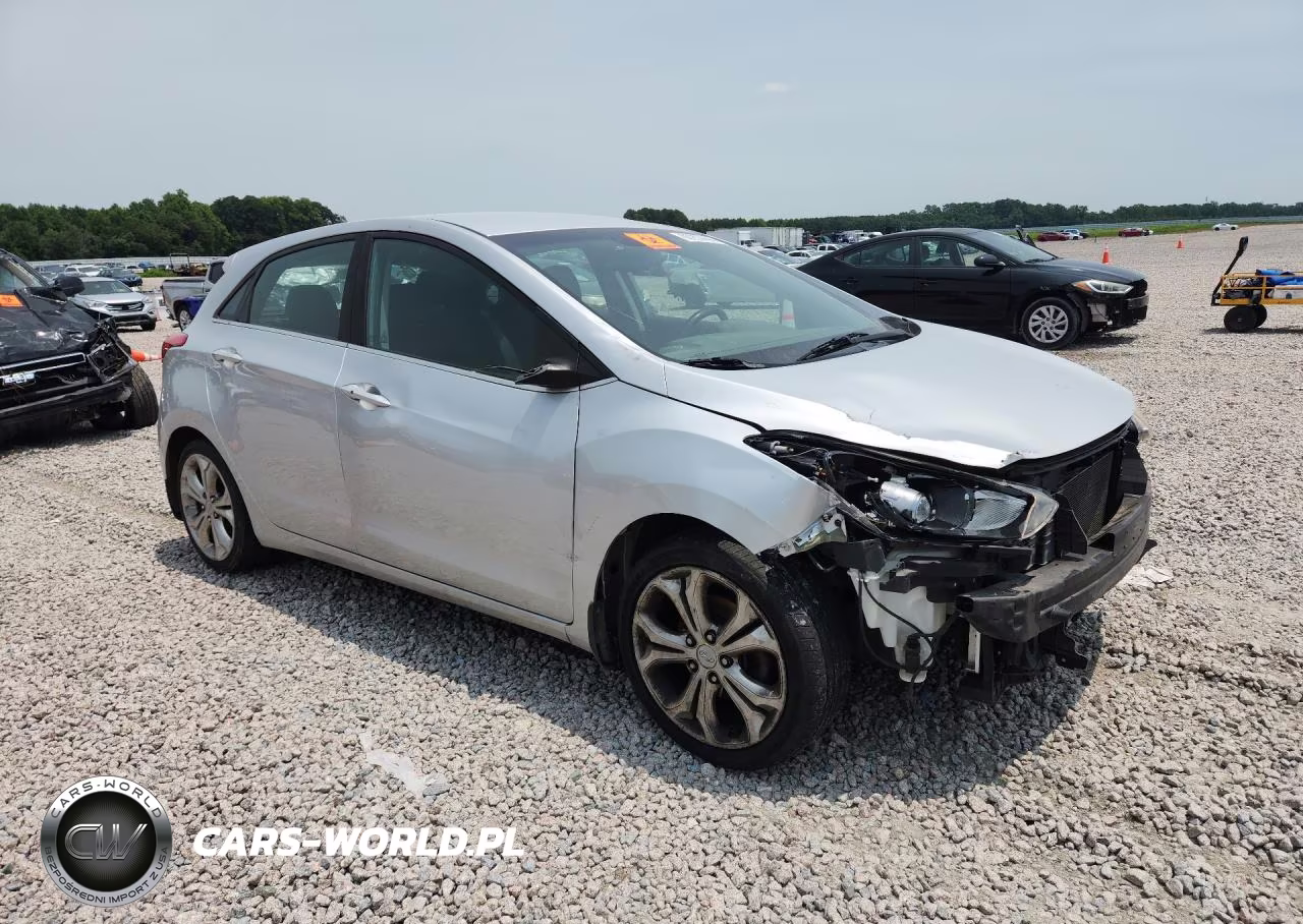 2013 Hyundai Elantra Gt Base VIN:KMHD35LE0DU080746 - 4