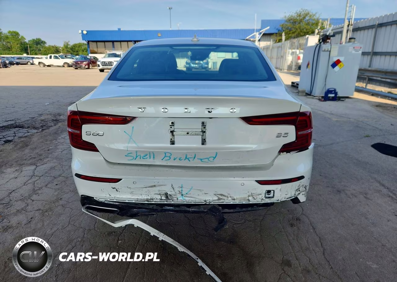 2022 Volvo S60 B5 Momentum VIN:7JRL12FZ2NG156083 - 6