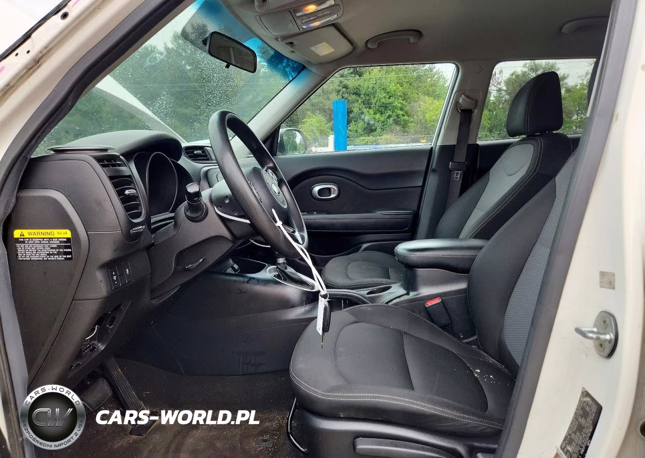 2017 Kia Soul + VIN:KNDJP3A55H7417807 - 7