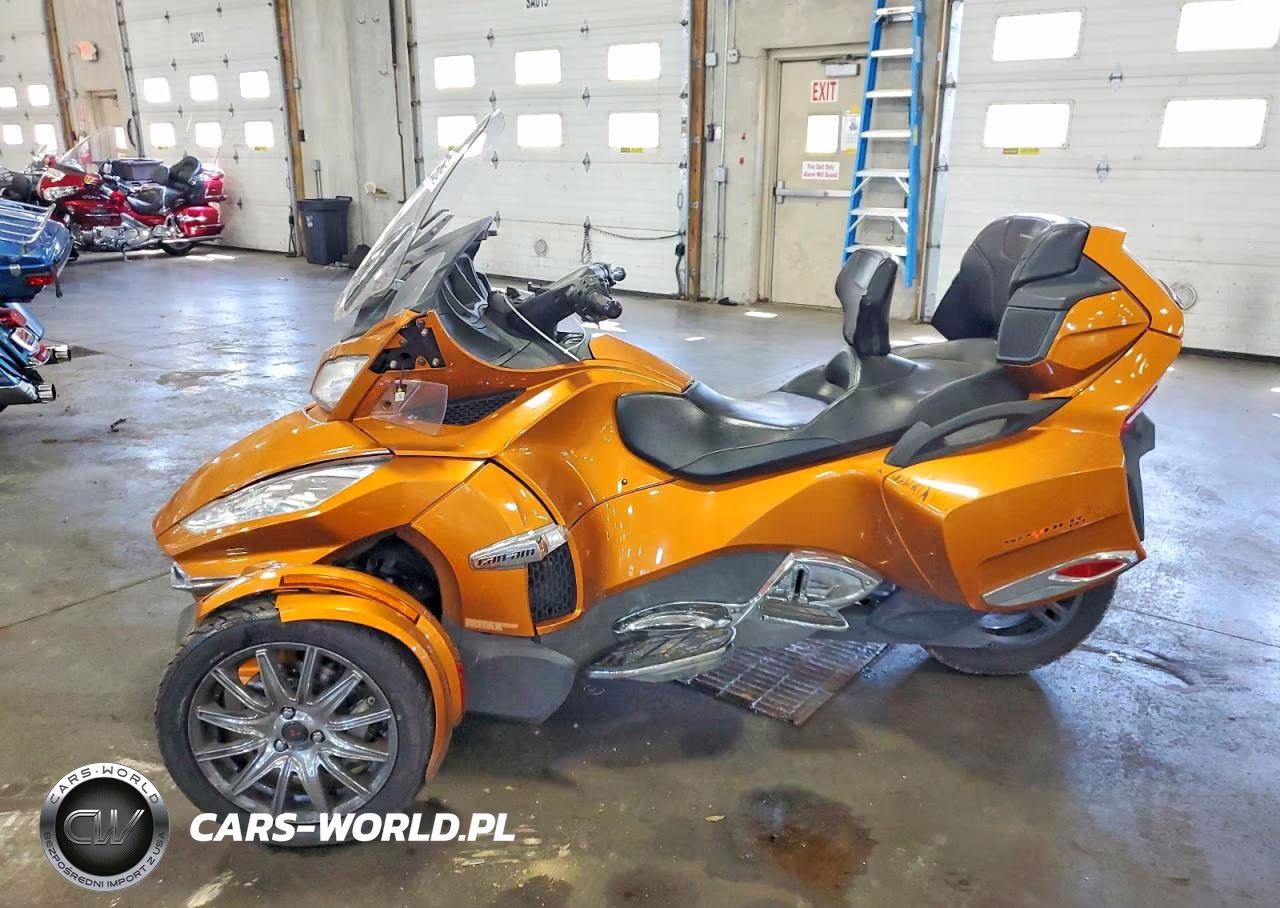 2014 Can-Am Spyder Roadster Rt-Rts-Rt Limited VIN:2BXNBDD15EV001448 - 3