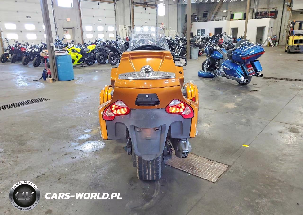 2014 Can-Am Spyder Roadster Rt-Rts-Rt Limited VIN:2BXNBDD15EV001448 - 4