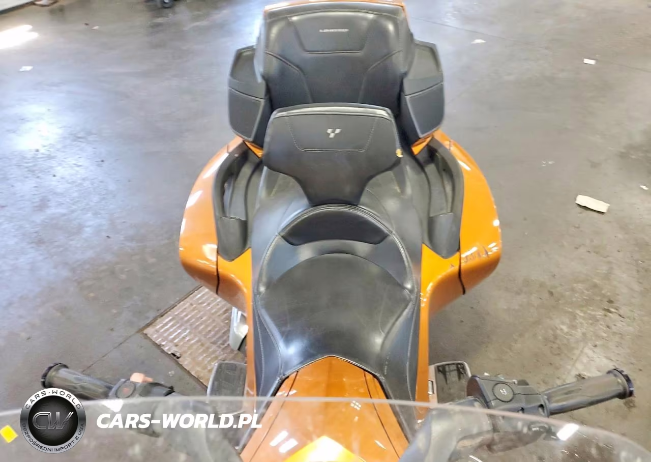 2014 Can-Am Spyder Roadster Rt-Rts-Rt Limited VIN:2BXNBDD15EV001448 - 5