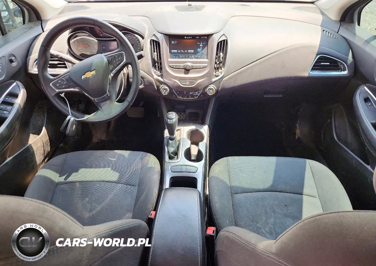 2018 Chevrolet Cruze Lt VIN:1G1BE5SM9J7204661 - 8