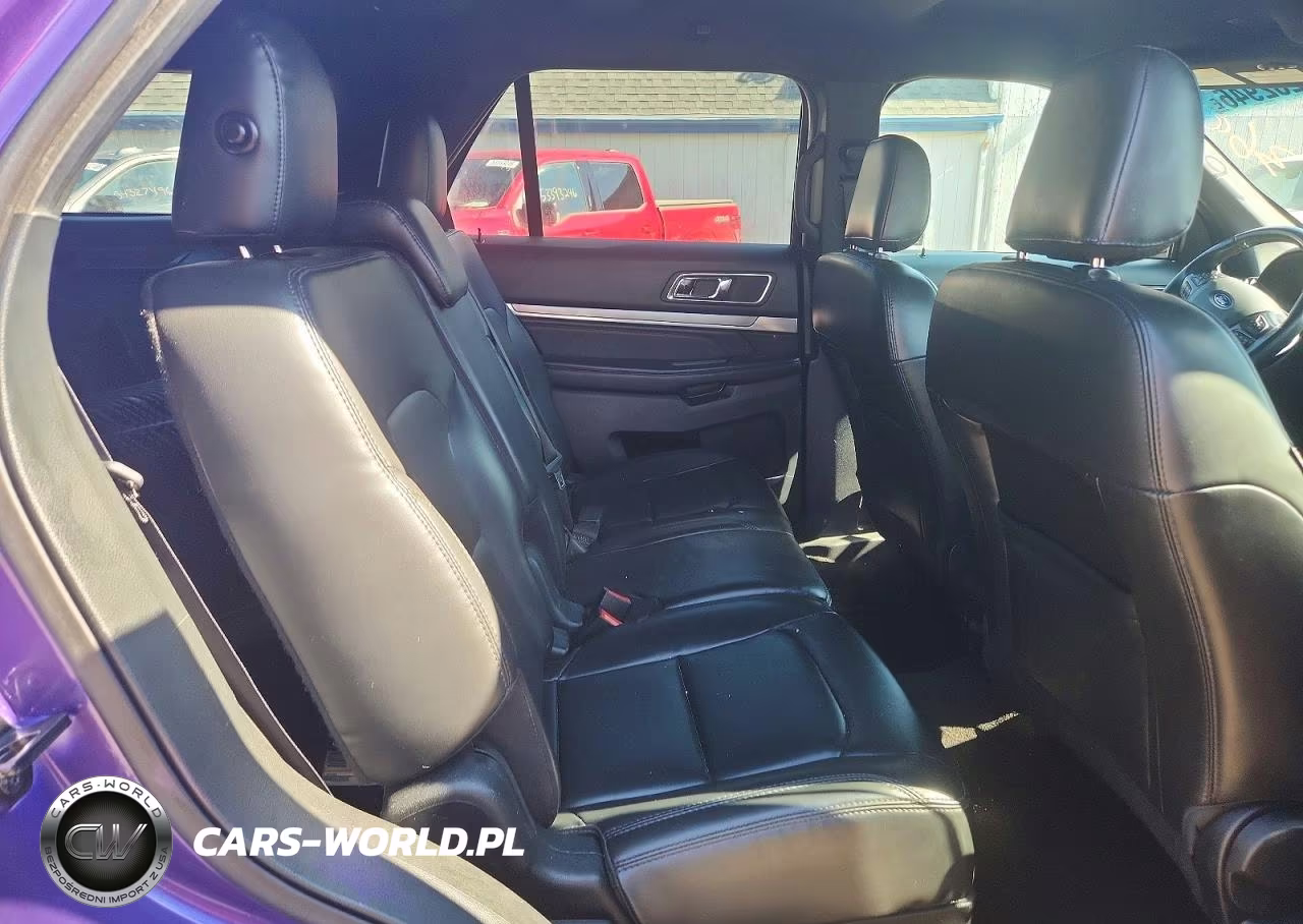 2019 Ford Explorer Xlt VIN:1FM5K8D8XKGA21605 - 11
