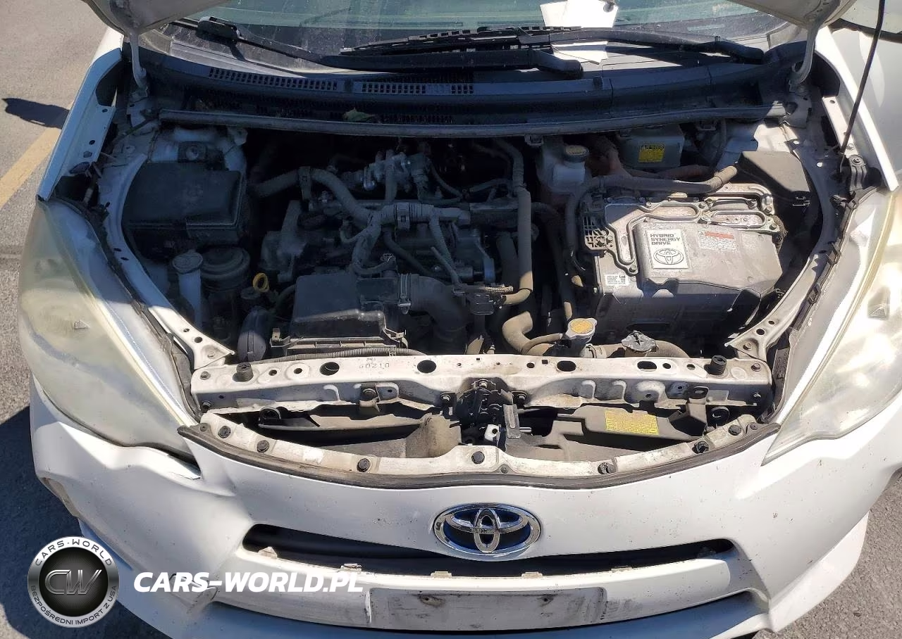 2012 Toyota Prius C Two VIN:JTDKDTB32C1502254 - 11
