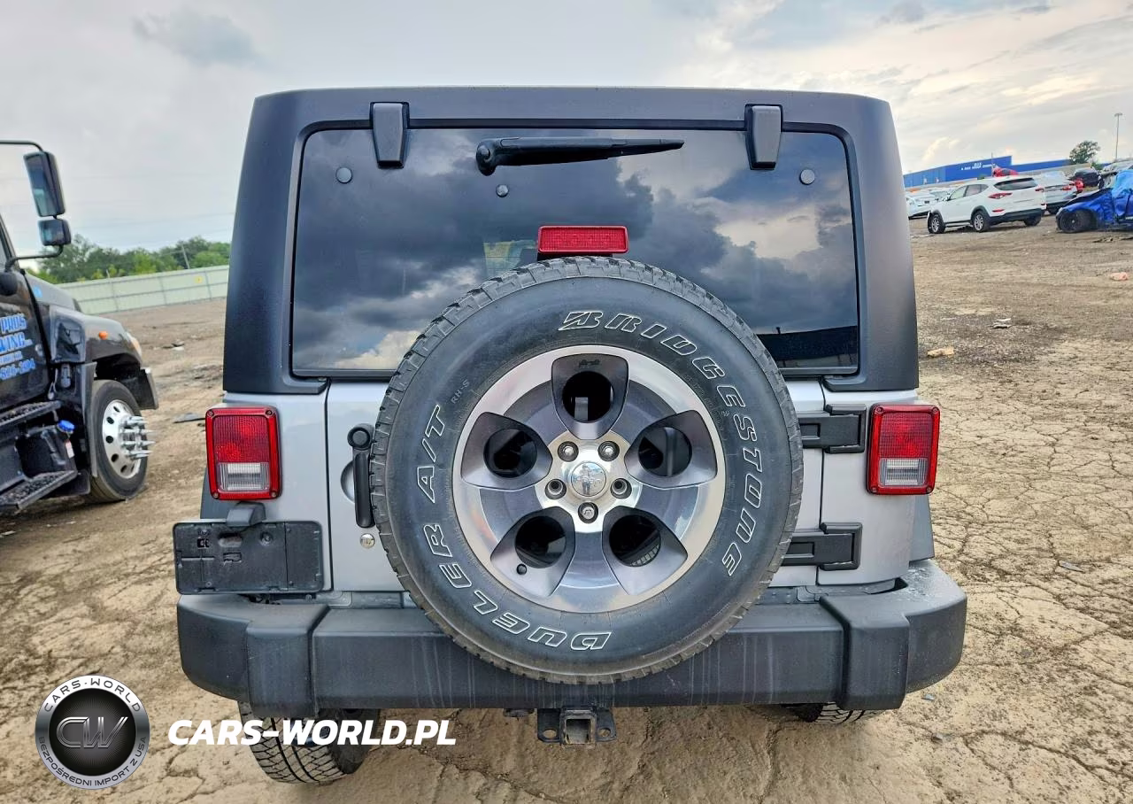 2014 Jeep Wrangler Unlimited Sport VIN:1C4BJWDG0EL250151 - 6