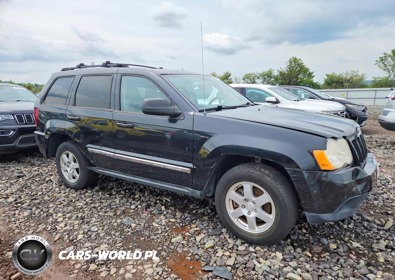 2010 Jeep Grand Cherokee Laredo VIN:1J4PR4GK0AC125156 - 4