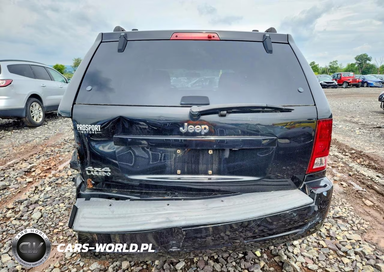 2010 Jeep Grand Cherokee Laredo VIN:1J4PR4GK0AC125156 - 6