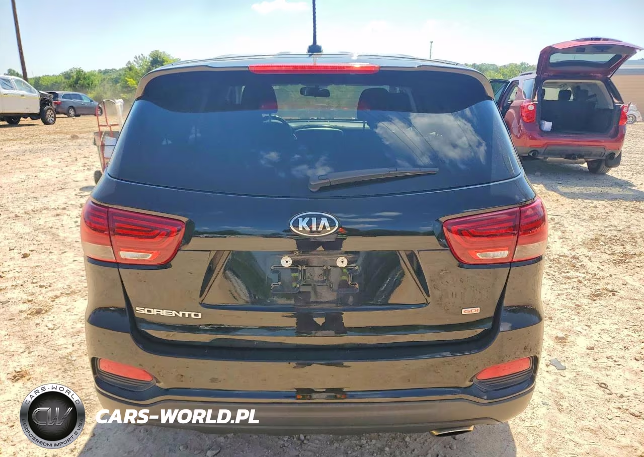 2019 Kia Sorento L VIN:5XYPG4A36KG538936 - 6