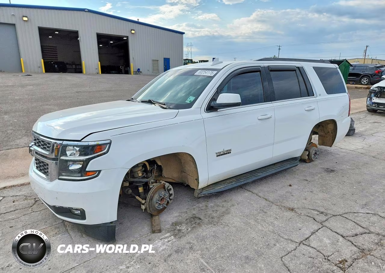 2018 Chevrolet Tahoe C1500 Lt VIN:1GNSCBKC6JR224901 - 1