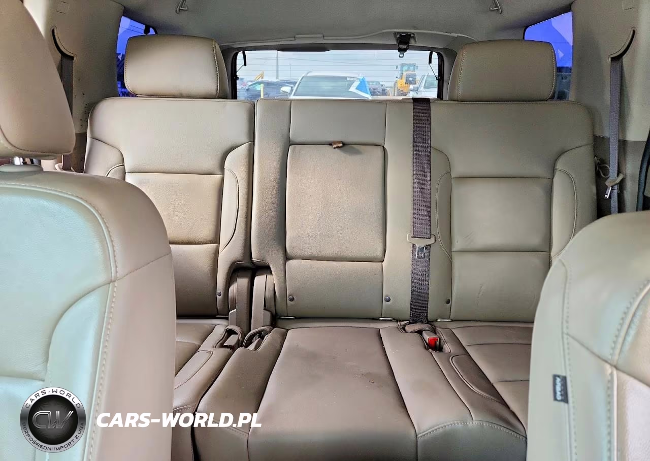 2018 Chevrolet Tahoe C1500 Lt VIN:1GNSCBKC6JR224901 - 10