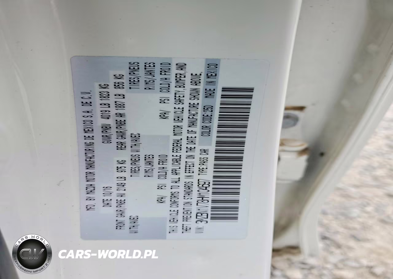 2017 Mazda 3 Touring VIN:3MZBN1V78HM104697 - 13