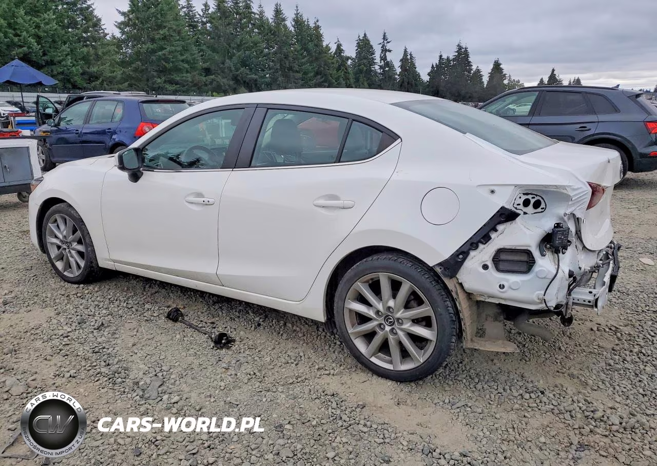 2017 Mazda 3 Touring VIN:3MZBN1V78HM104697 - 2