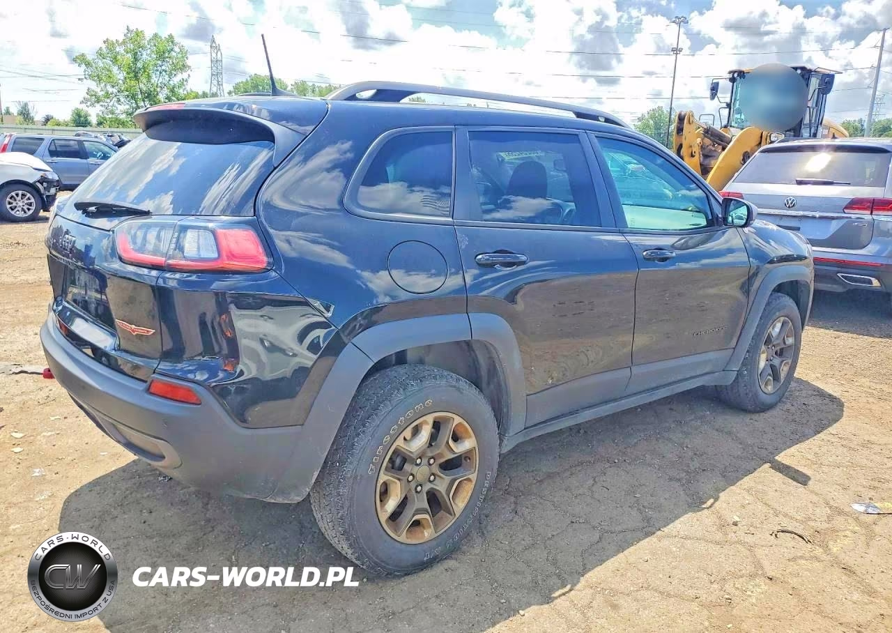2019 Jeep Cherokee Trailhawk VIN:1C4PJMBX5KD409300 - 3