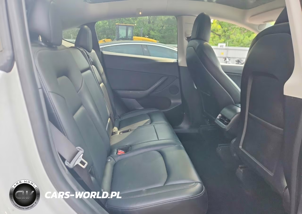 2021 Tesla Model Y VIN:5YJYGDEE8MF192012 - 11