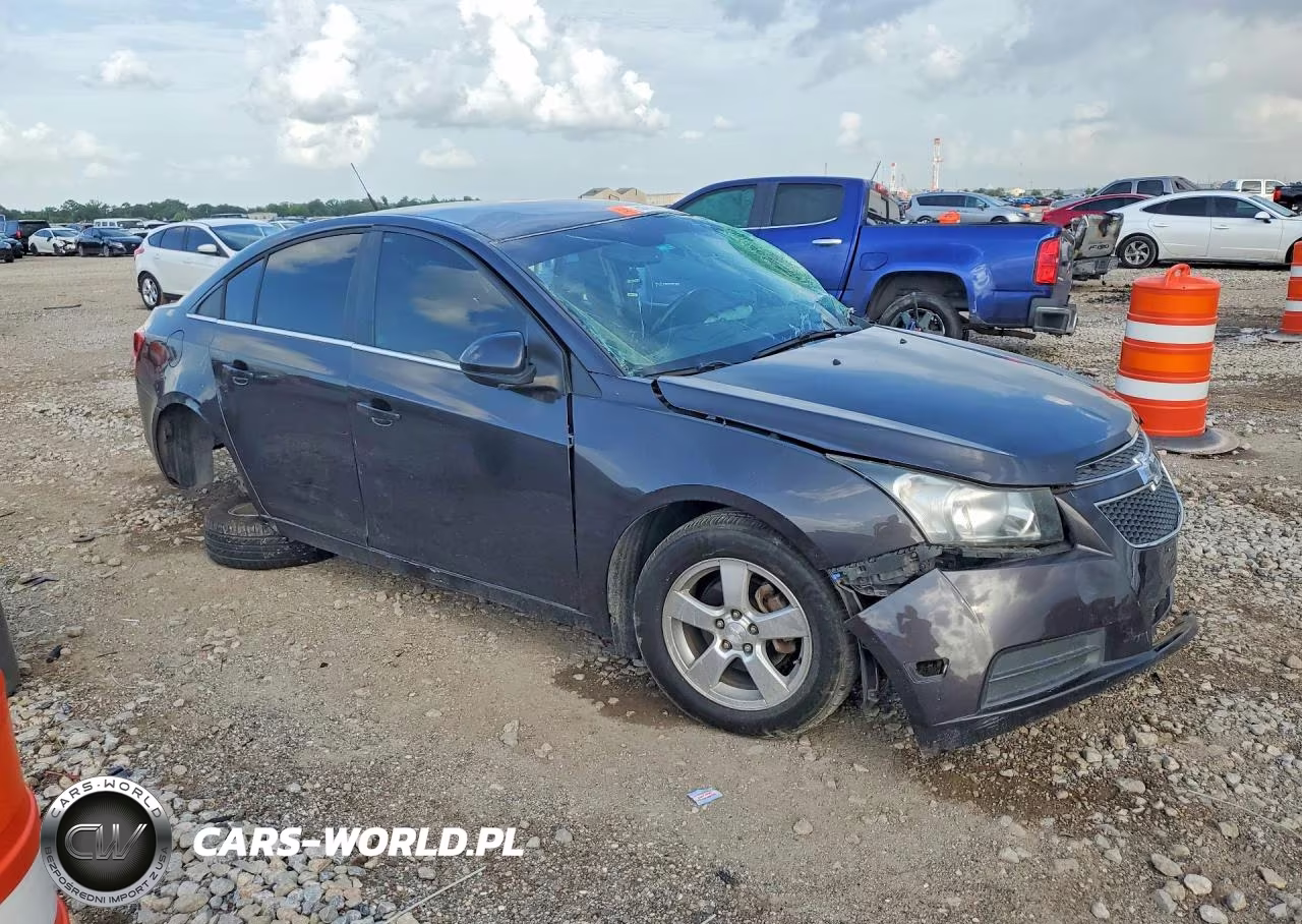 2014 Chevrolet Cruze Lt VIN:1G1PC5SB6E7244700 - 4