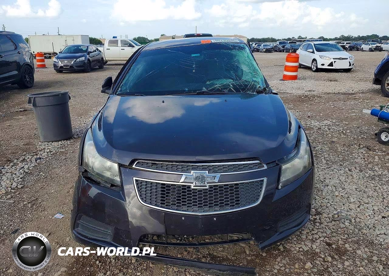 2014 Chevrolet Cruze Lt VIN:1G1PC5SB6E7244700 - 5