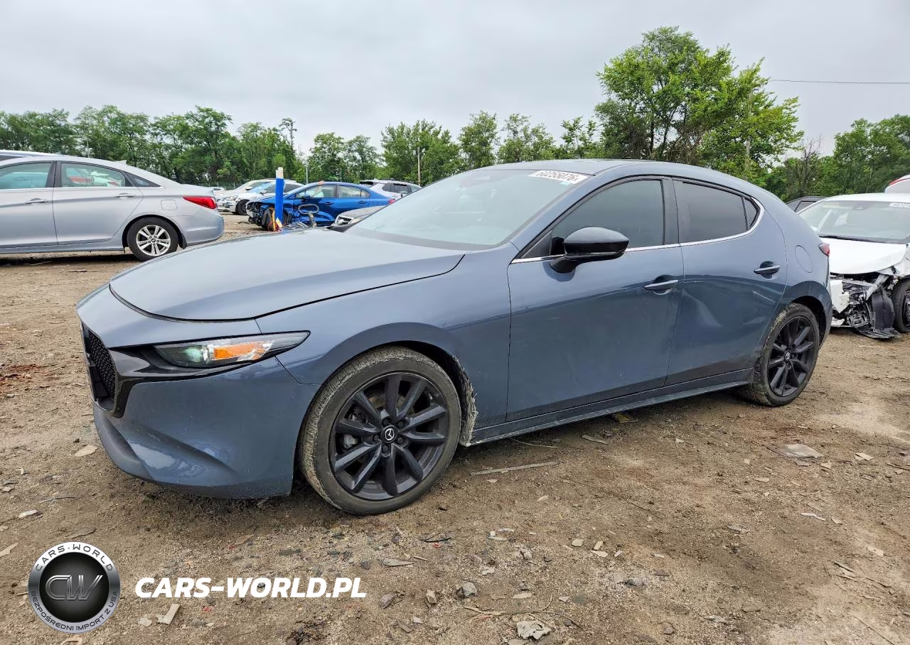 2024 Mazda 3 Preferred – zdjęcie 1 z 12