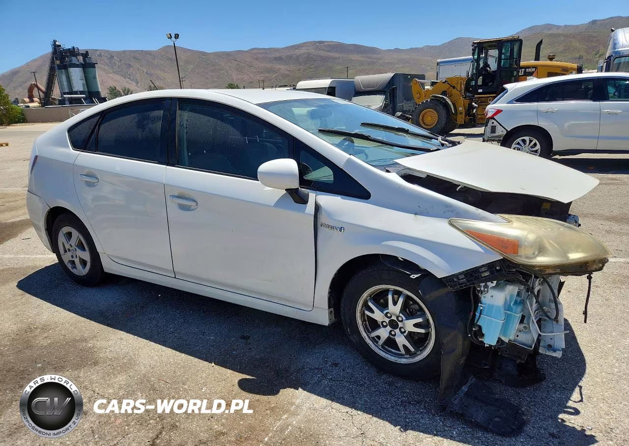 2011 Toyota Prius Three VIN:JTDKN3DU2B0252070 - 4