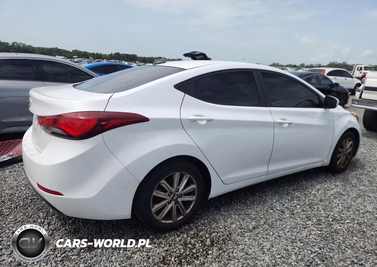 2016 Hyundai Elantra Se VIN:5NPDH4AE6GH782894 - 3