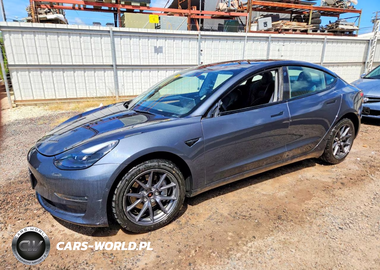 2022 Tesla Model 3 – zdjęcie 1 z 14