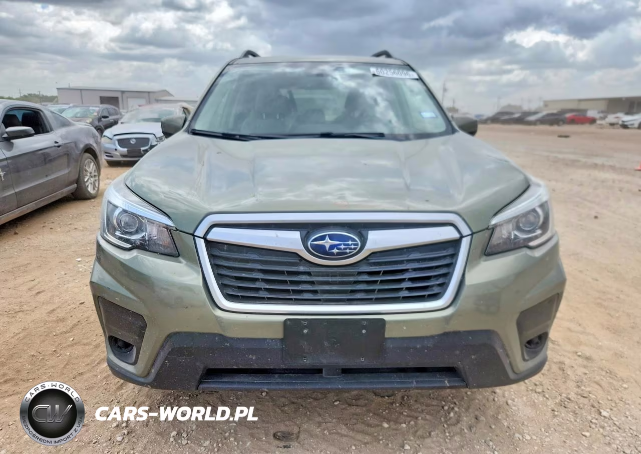 2019 Subaru Forester Premium VIN:JF2SKAGC8KH521305 - 5