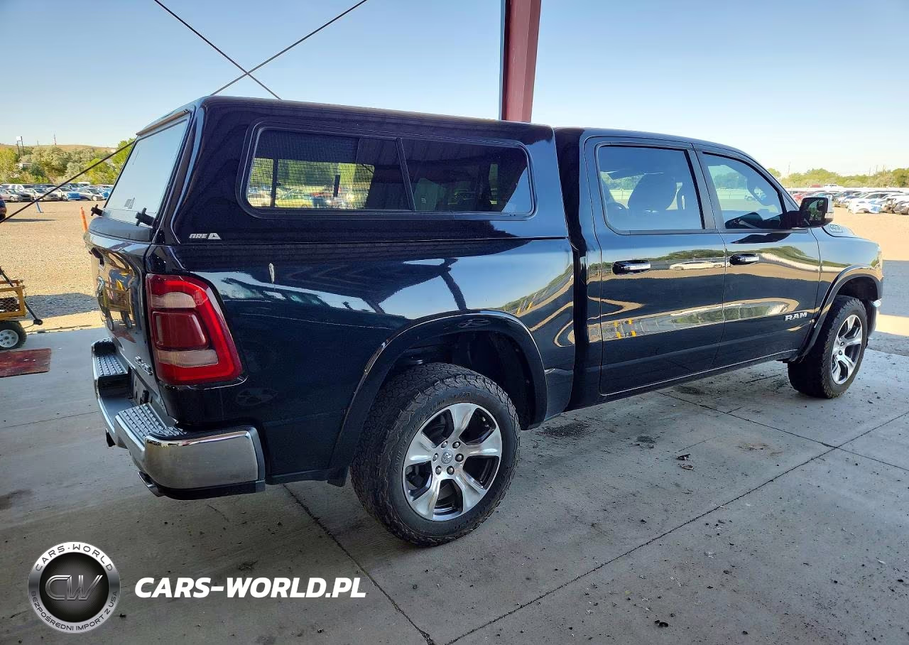 2022 Ram 1500 Laramie VIN:1C6SRFJM6NN235491 - 3