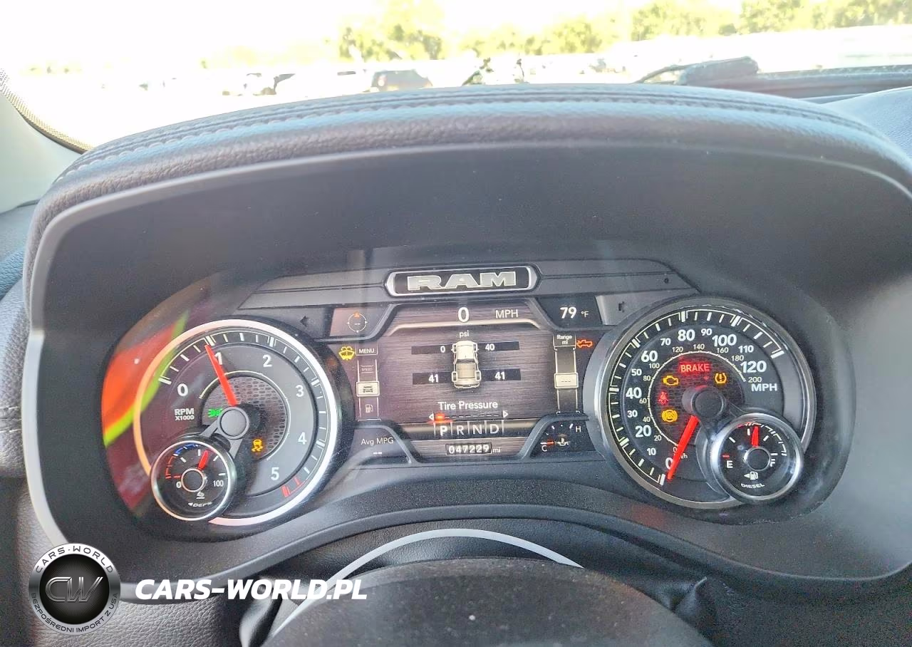 2022 Ram 1500 Laramie VIN:1C6SRFJM6NN235491 - 9