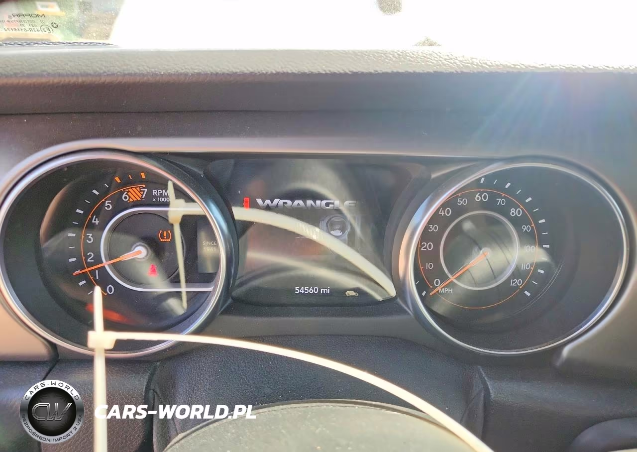 2020 Jeep Wrangler Unlimited Sport VIN:1C4HJXDN9LW313239 - 9