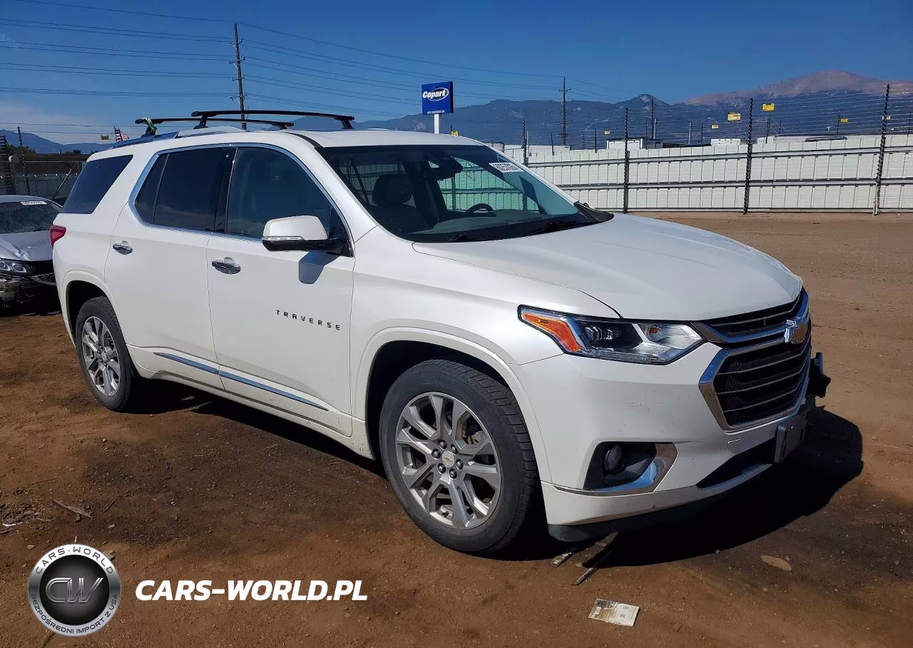 2018 Chevrolet Traverse Premier VIN:1GNEVJKW4JJ148847 - 4