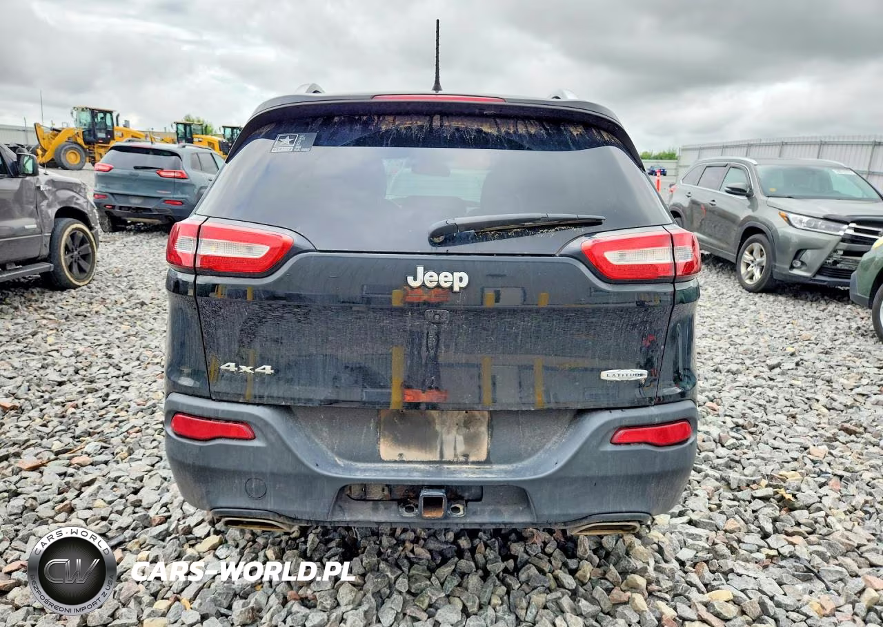 2016 Jeep Cherokee Latitude VIN:1C4PJMCS1GW277893 - 6