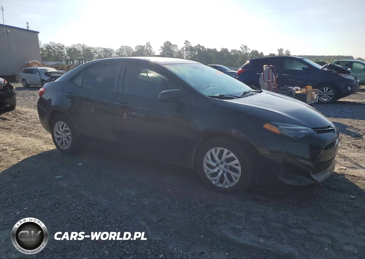 2019 Toyota Corolla Le VIN:5YFBURHE8KP920436 - 4