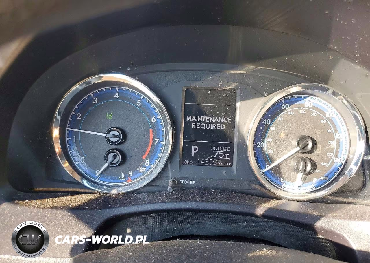 2019 Toyota Corolla Le VIN:5YFBURHE8KP920436 - 9